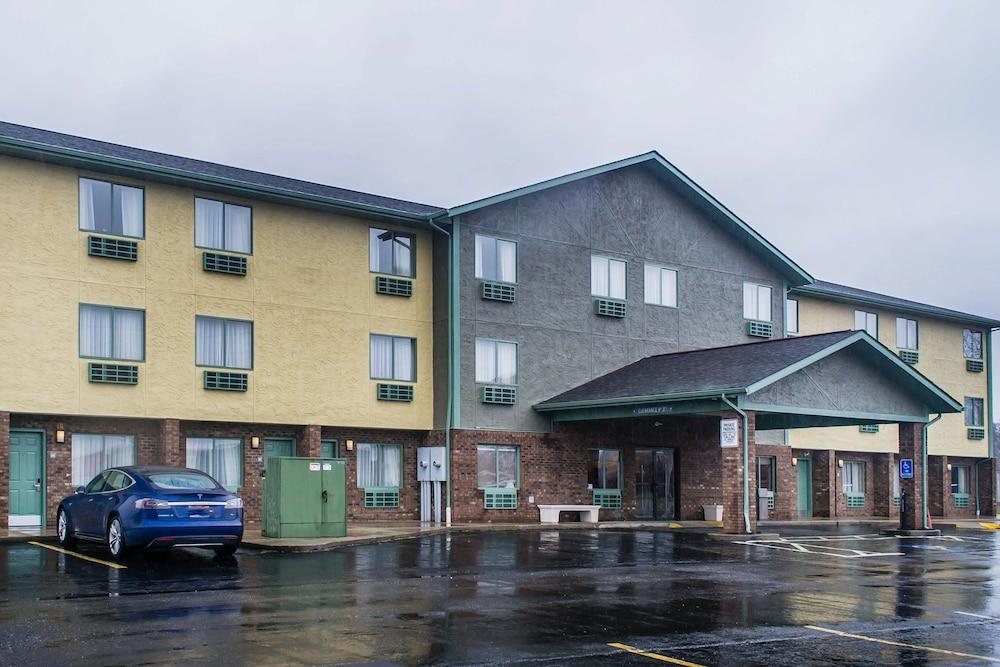 Quality Inn Streetsboro Extérieur photo