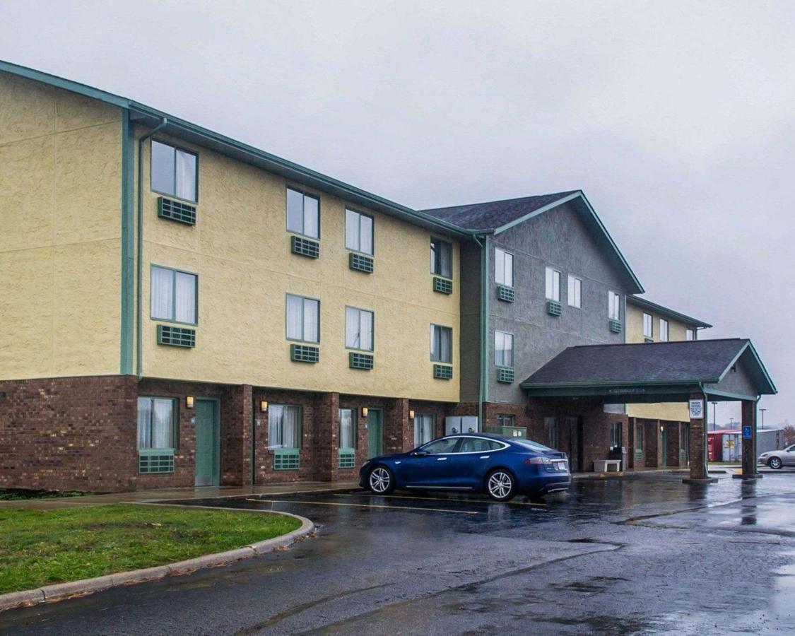 Quality Inn Streetsboro Extérieur photo
