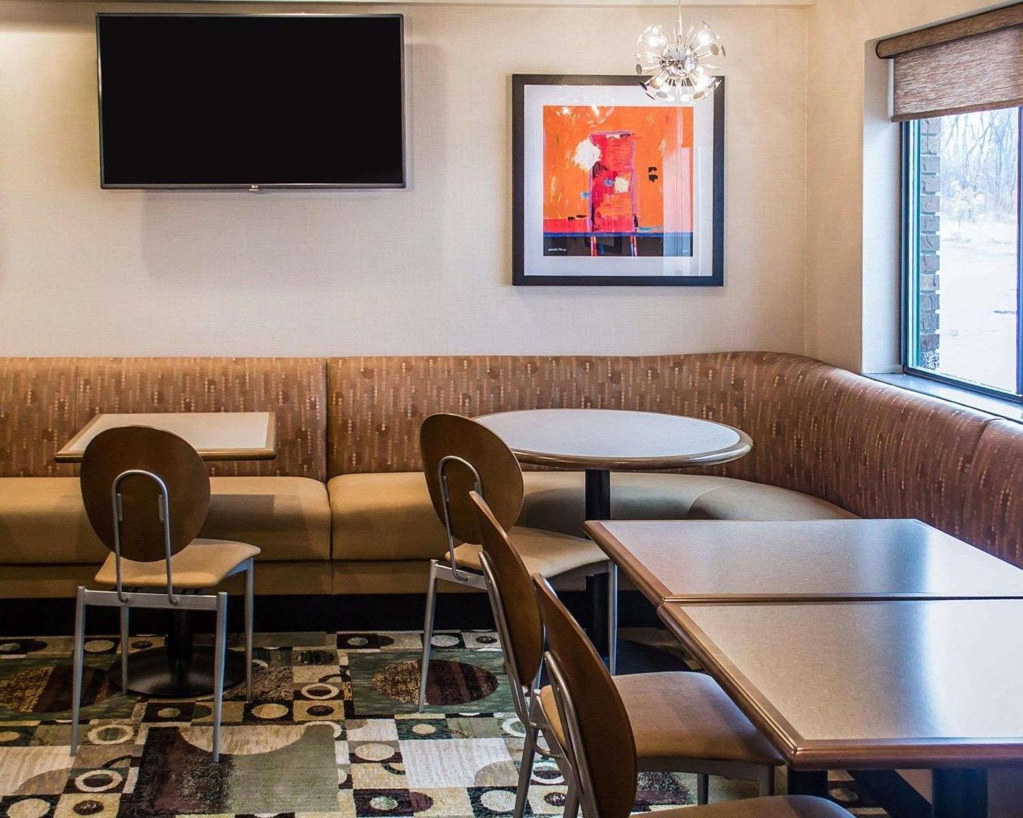 Quality Inn Streetsboro Extérieur photo